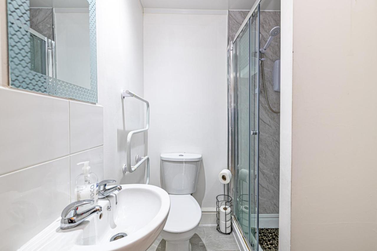 One Bedroom Holiday Apartment Colwyn Bay Eksteriør bilde